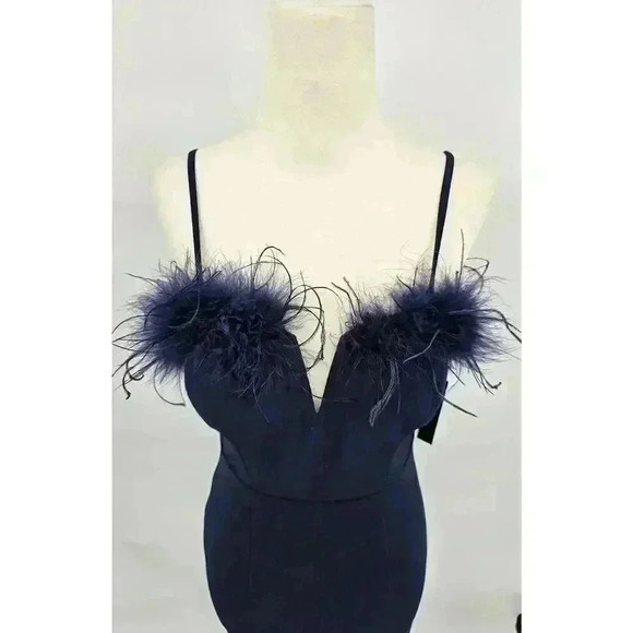 Xtraordinary Junior's Size 5 Midnight Blue Bodycon Dress with Feather Trim NWT - Picture 2 of 10